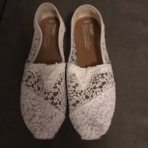Lace Toms